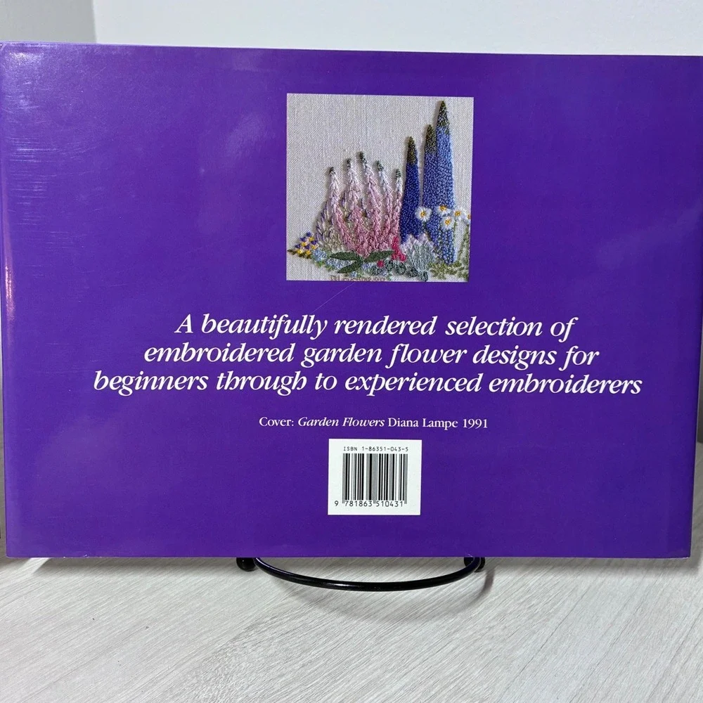 Diana Lampe Milner Craft Series Embroider A Garden & Garden Flowers Book Set